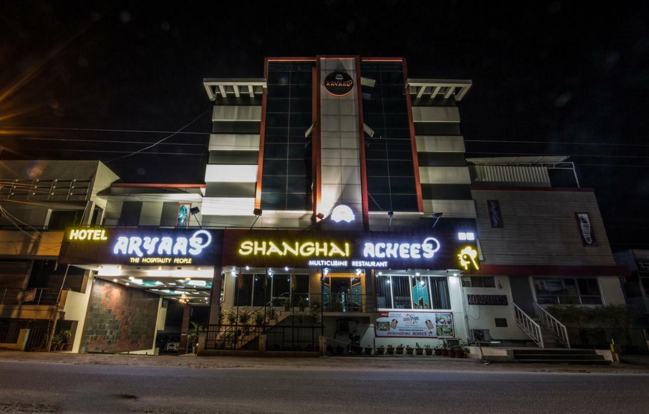 Hotel Aryaas Palayankottai Bagian luar foto